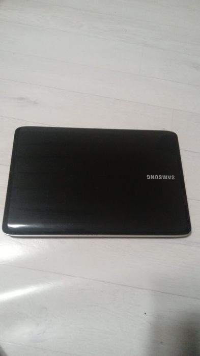 Продам ноутбук  samsung