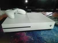 Xbox one s 1 tb.