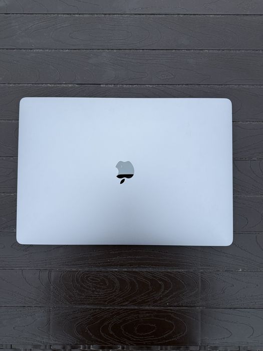 MacBook Pro 16” 2019