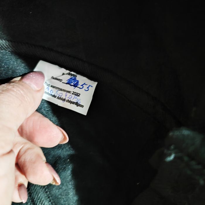 Продам две новые военные шапки