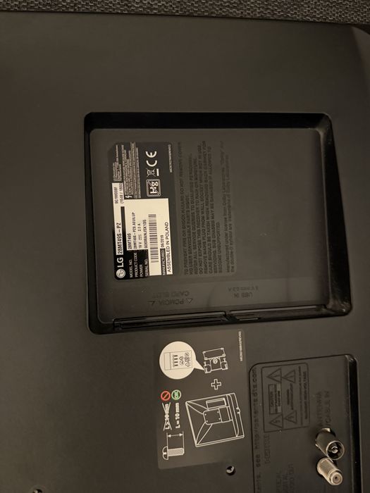 Televizor LG 70cm smart