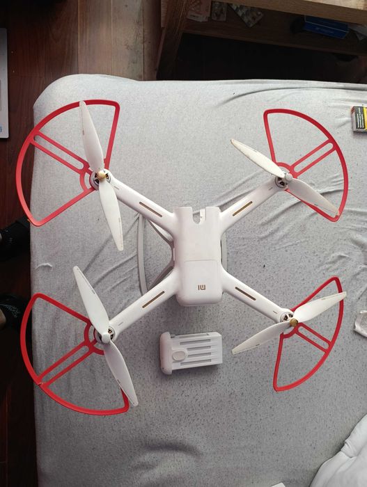 Дрон Xiaomi Mi 4k