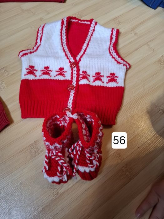 Коледни дрехи за бебе