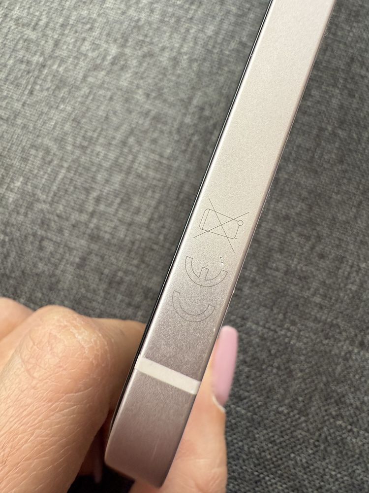 Iphone 13 rose pink 128 GB
