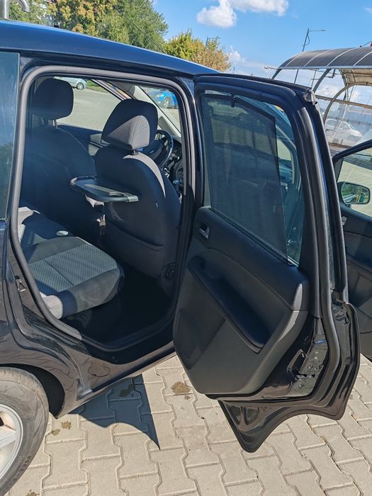 Ford focus c-max variante schimb ofer diferență