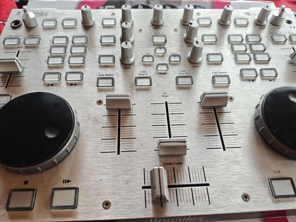 Hercules dj controler Rmx
