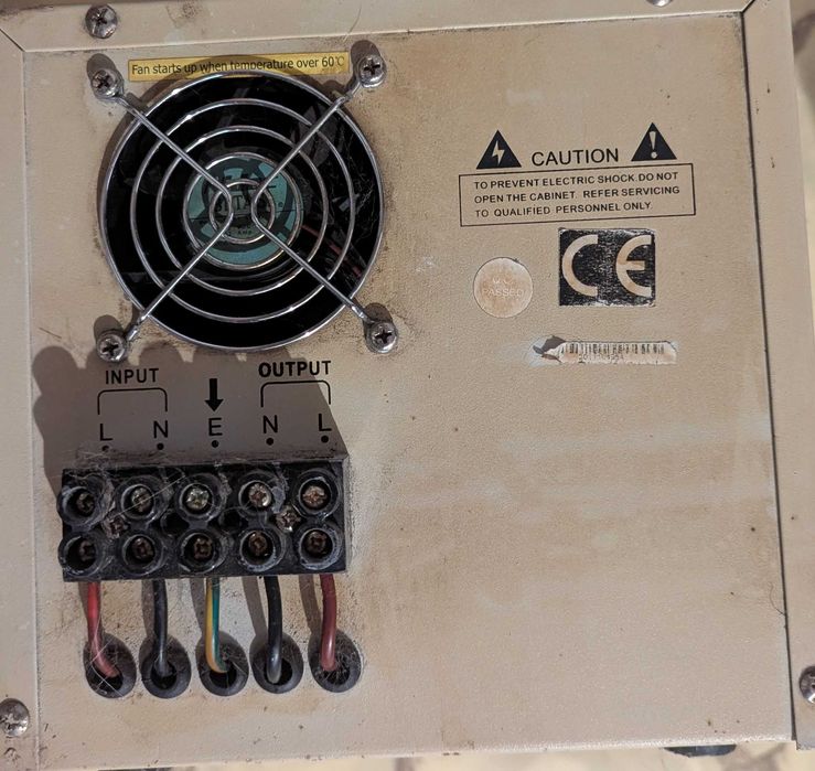 Stabilizator de tensiune Automat 3000VA