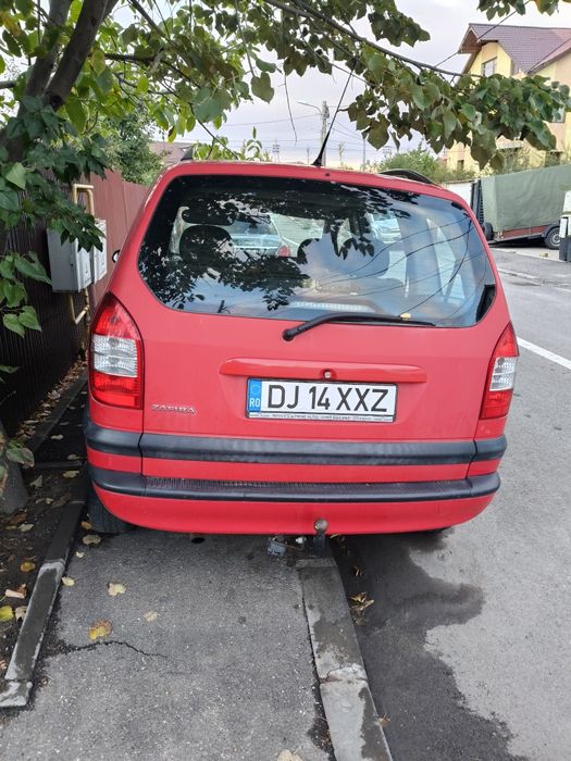 Vând Opel Zafira 1.6 benzină 2005