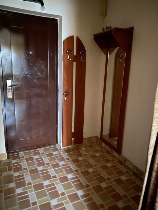 Vând garsonieră în Hunedoara, zona Micro4-Flacăra,