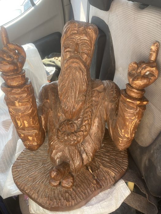 statuie veche lemn mongolia