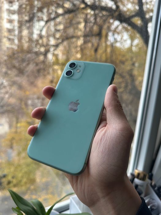 Продам iPhone 11 128gb идеальный 86% АКБ