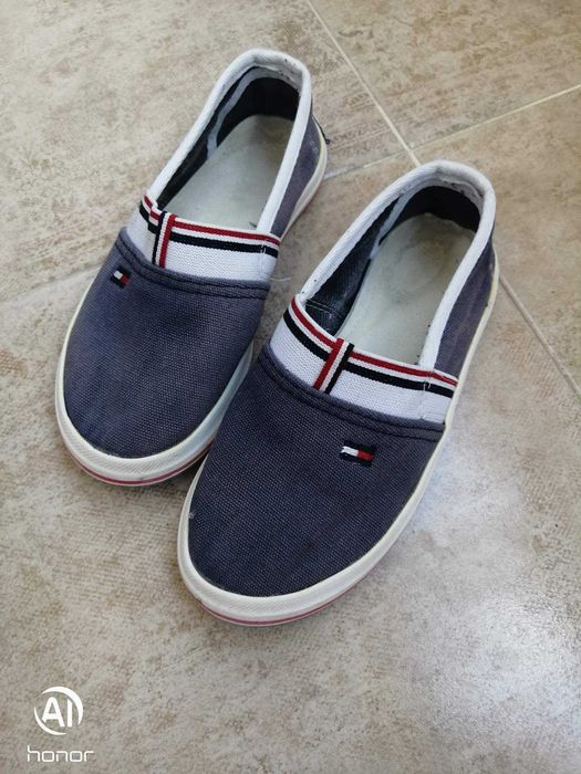Оригинални детски обувки Tommy hilfiger