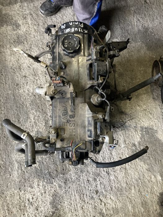 Mitsubishi Pinin 1.8i 2004 година Двигател