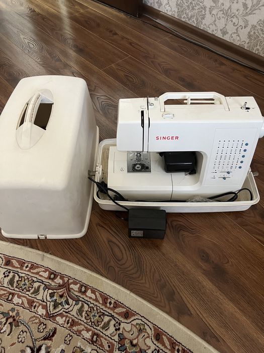 Швейная машина singer