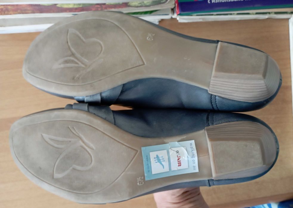 Качествени дамски обувки от естествена кожа, Caprice, стелка 26,5см.