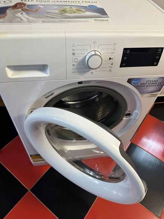Vând mașină de spălat Whirlpool DEFECT (cuva).