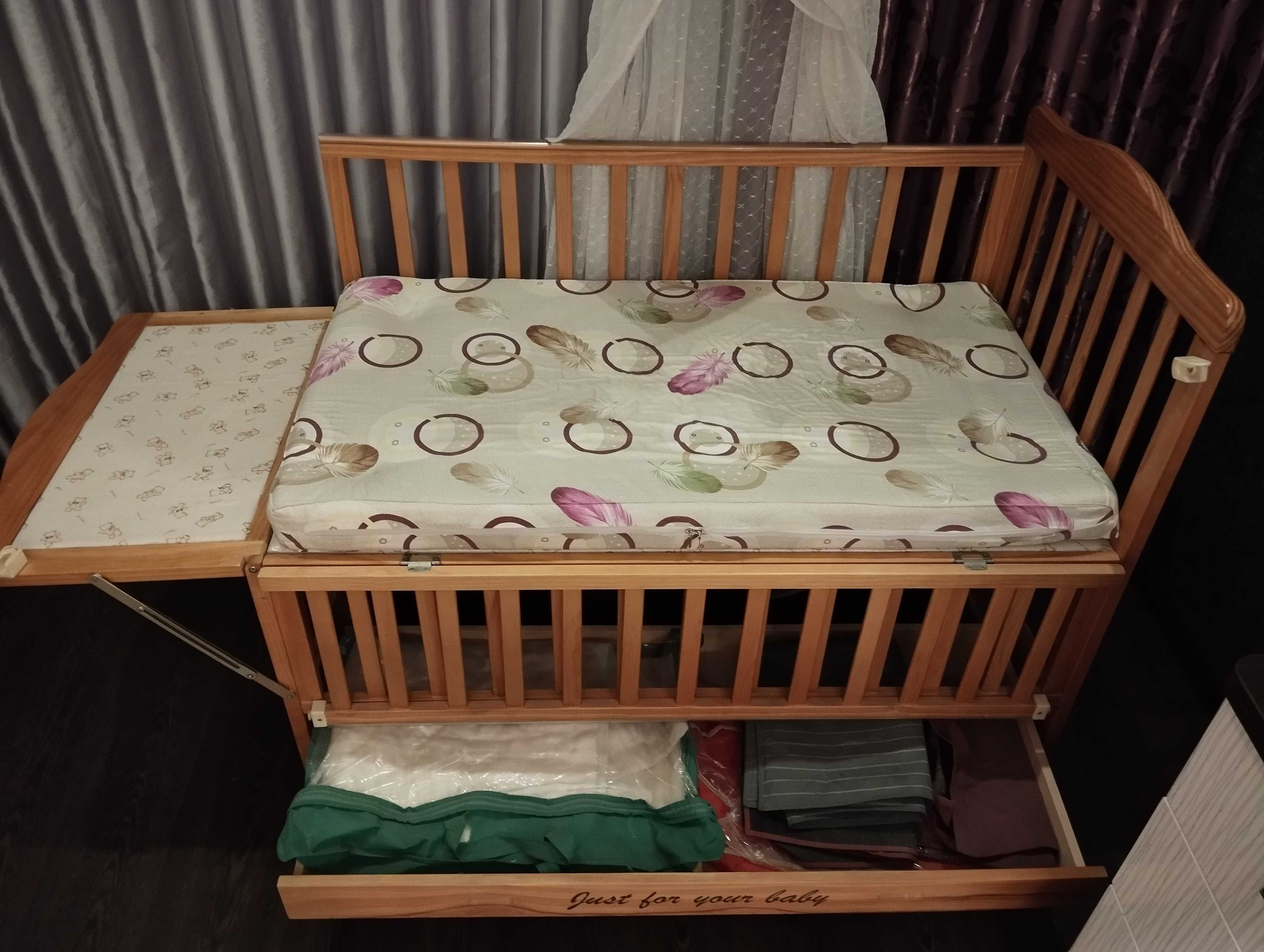 Детская деревянная кроватка с люлькой в Отличном состоянии