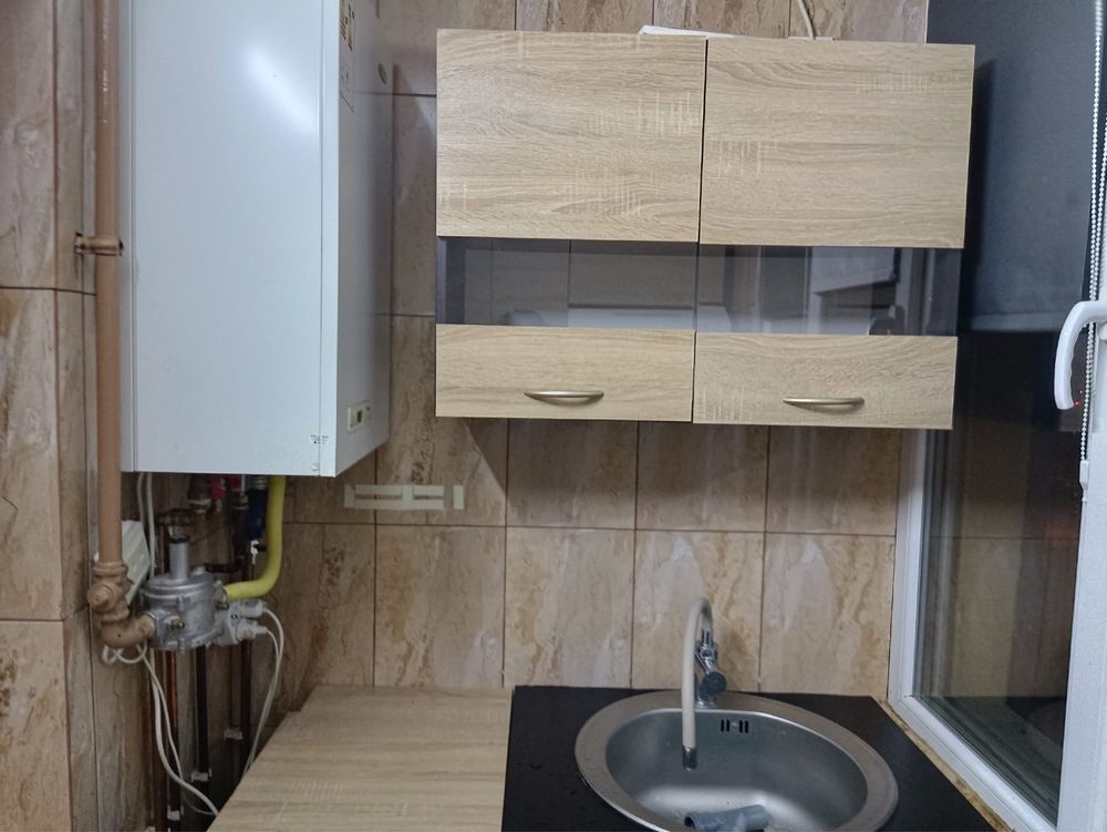 Inchierez apartament cu 3 camere