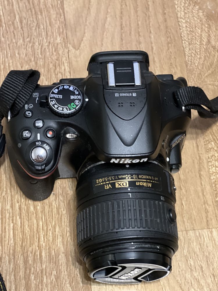 Nikon DSLR D5200