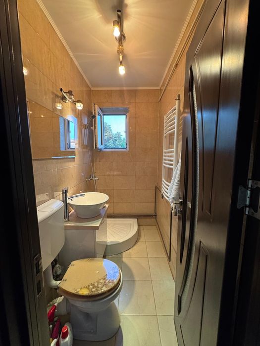 Apartament de vânzare Valea Rosie