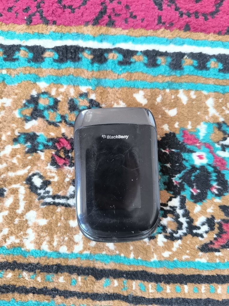 Blackberry 9870  holati zo‘r