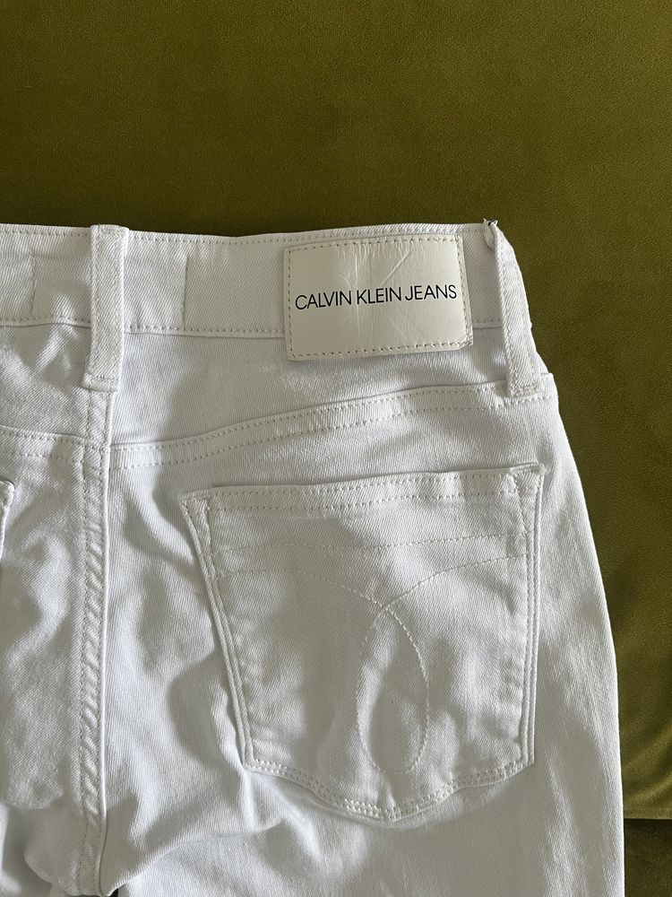 Дънки Calvin Klein