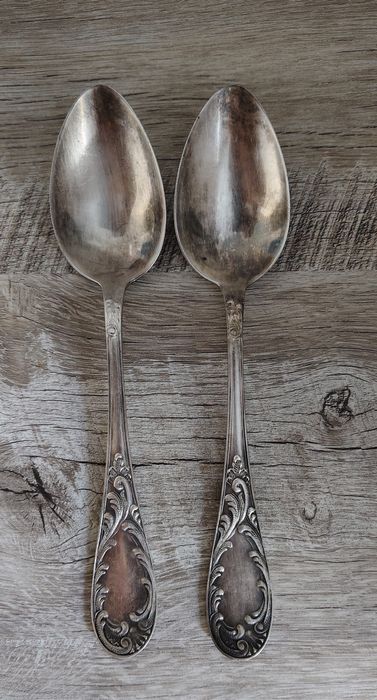 Две столовые ложки мельхиор