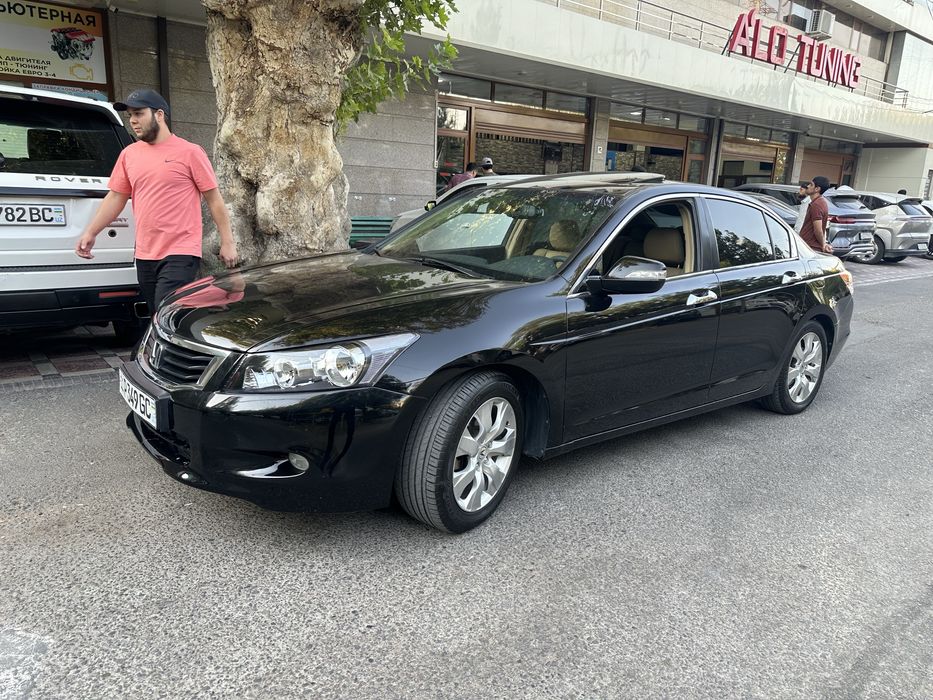 Honda accort full ideal holatda