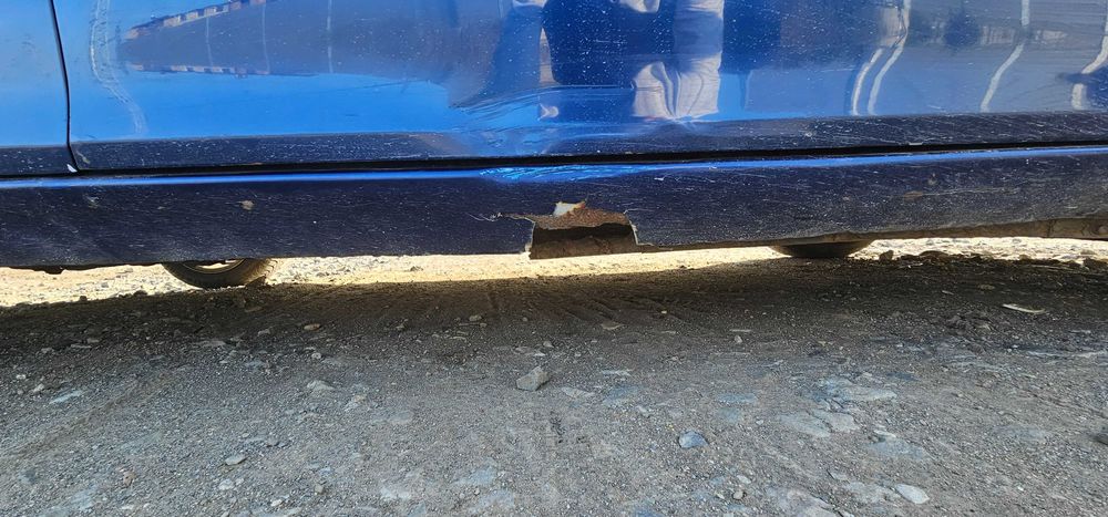 Продавам кола мазда