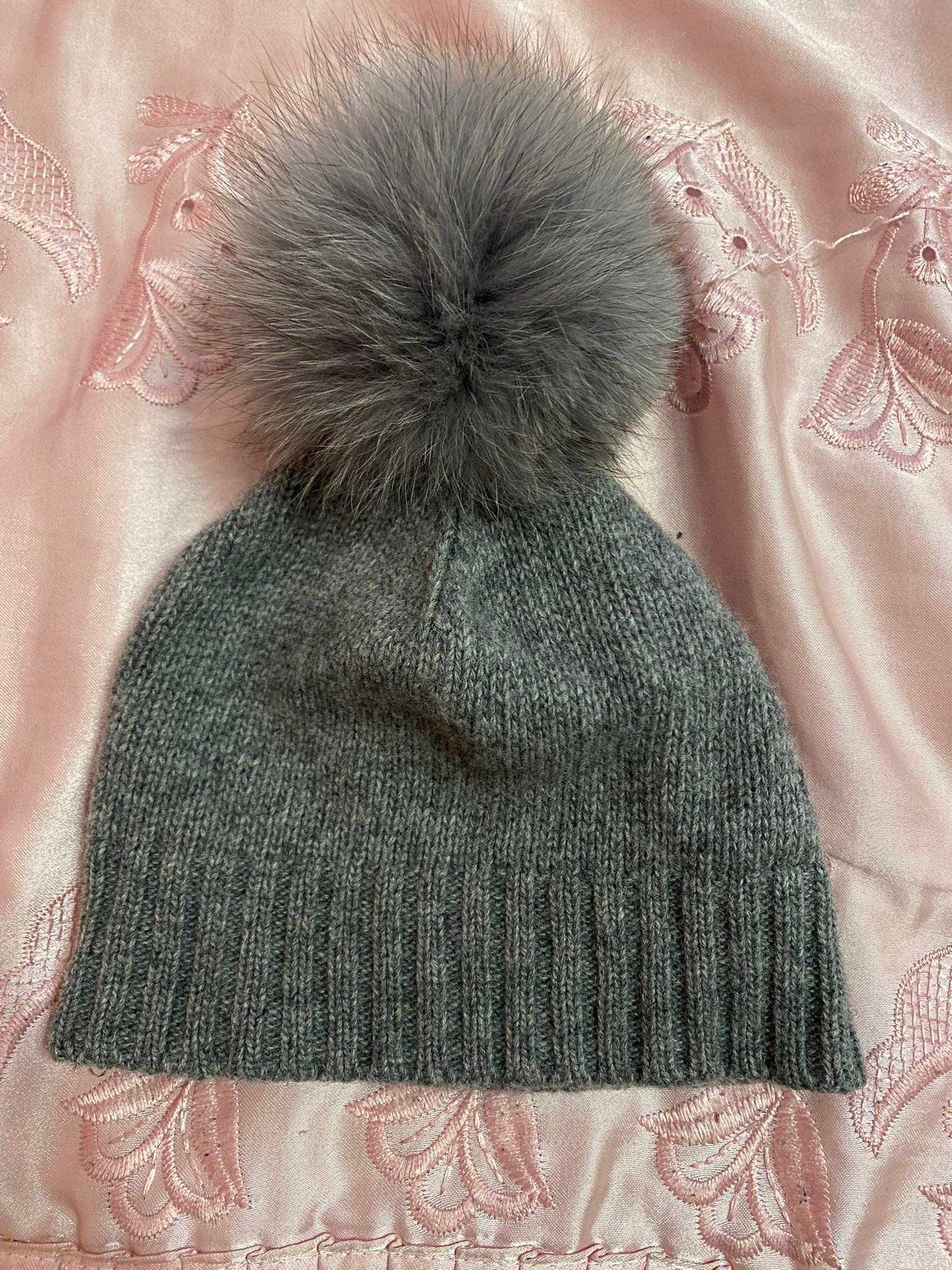Зимни плетени шапки