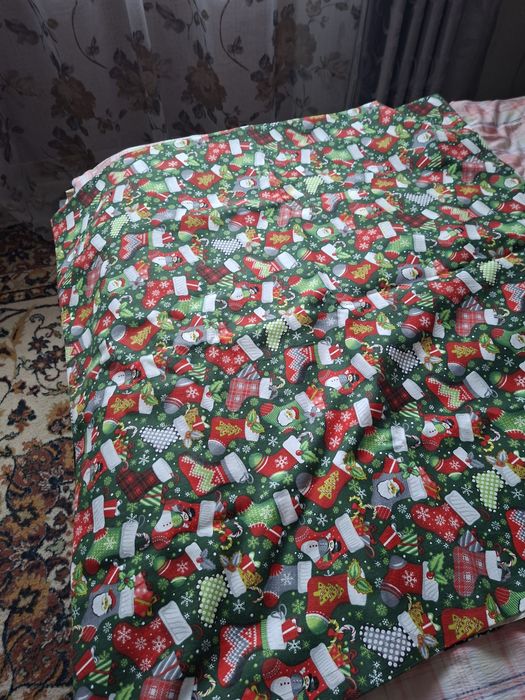 Продам новогоднюю скатерть