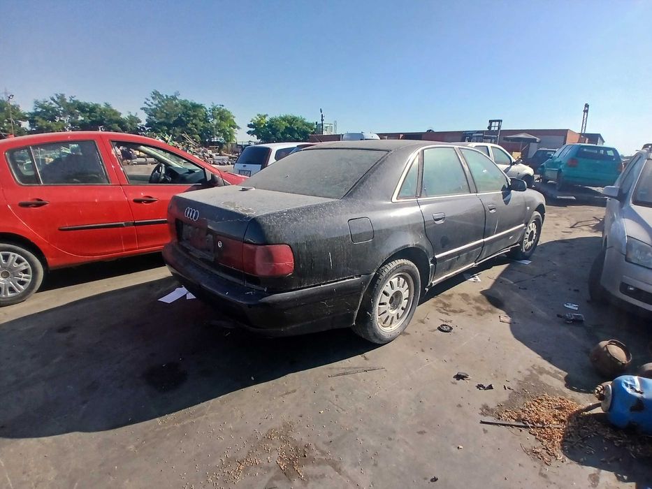 Dezmembrez audi a8 d2 2,5 tdi