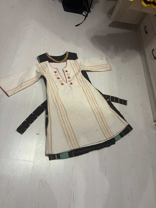 Детска старозагорска носия с опашки