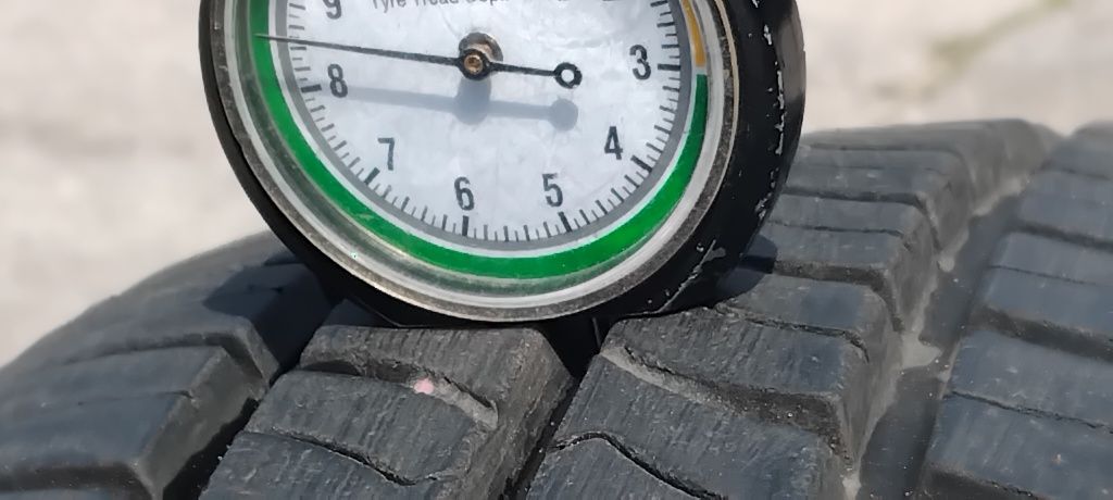 Гуми 175 65 14 Максис Maxxis 2 броя. Нов внос. Не са нови!