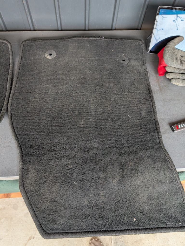 Covoras Ford focus față textil și cauciuc