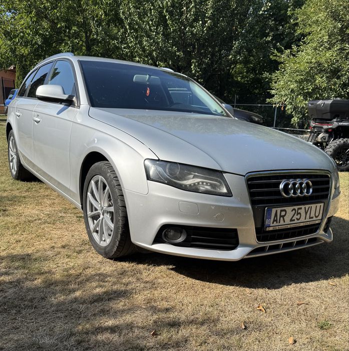 Vând Audi A4 b8 2012