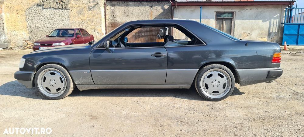 Vand Mercedes E klass w124  coupe 3.0 24 valve model rar Istorica