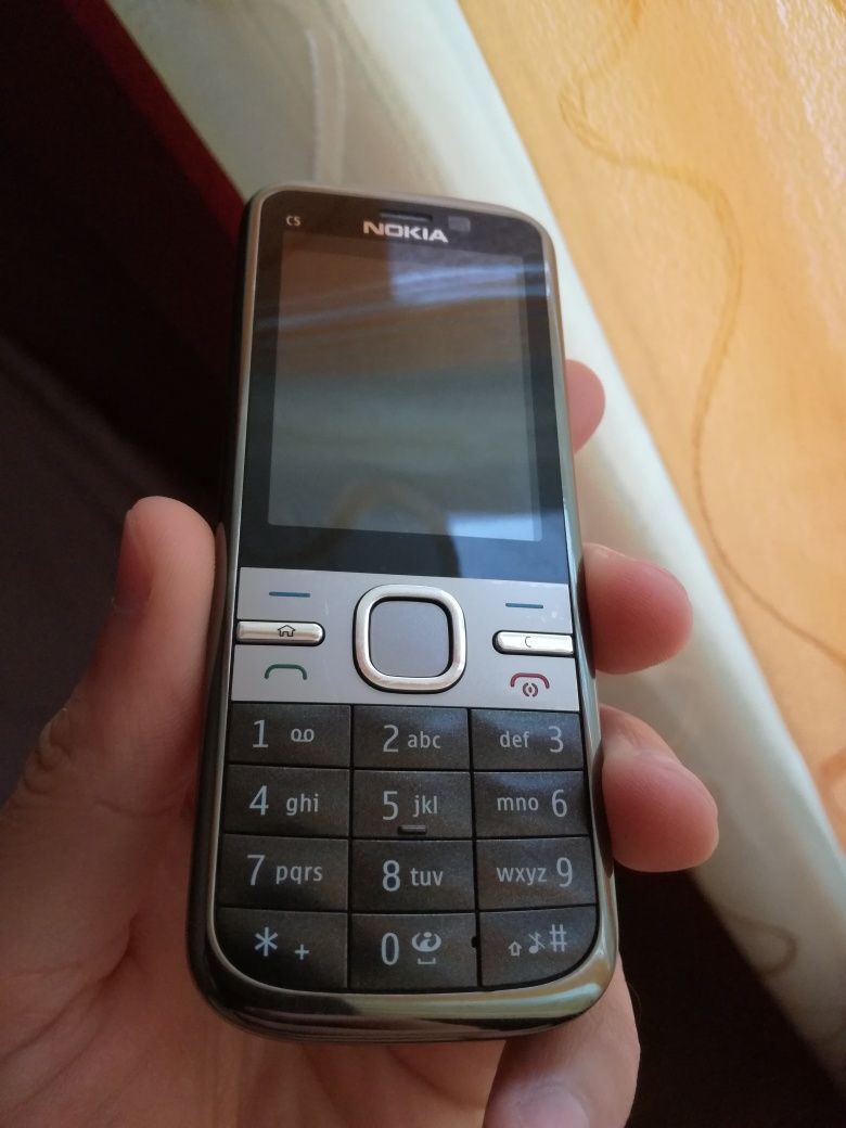 Nokia C5 impecabil