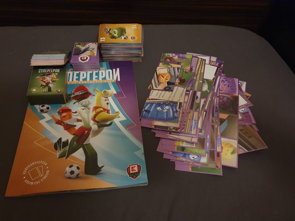 Цялата колекция и на бройка Свежите супер герой карти,стикери и топчо