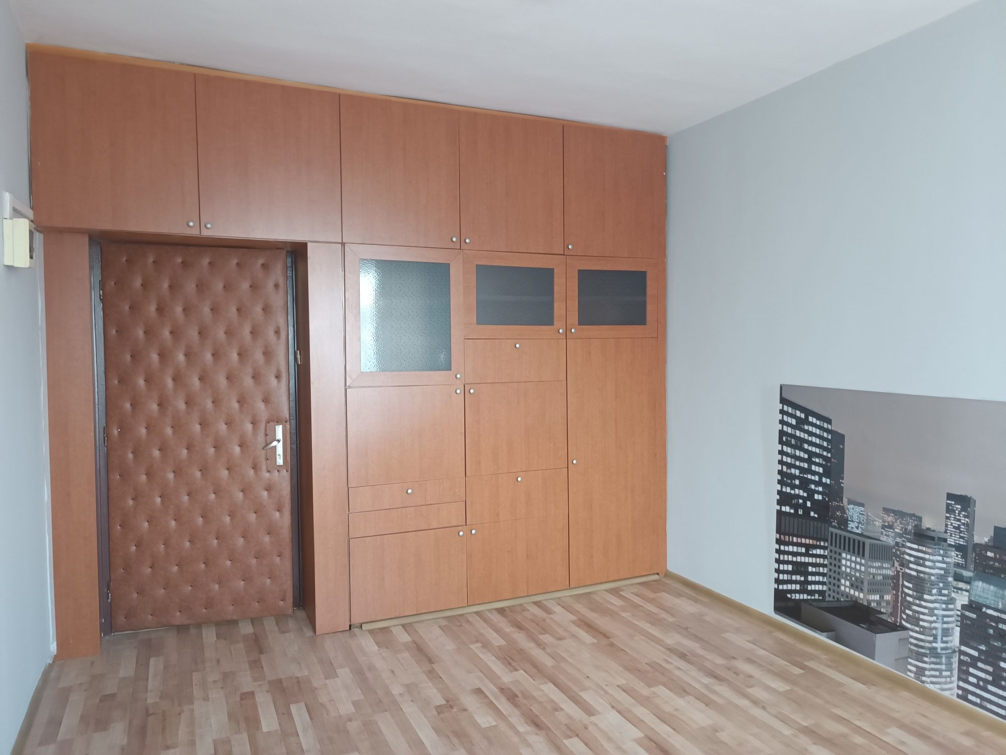 Под наем офис гр Кърджали