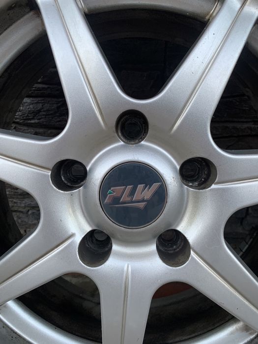 Set Jante Aliaj R16 cu anvelope iarna 205/55 R16