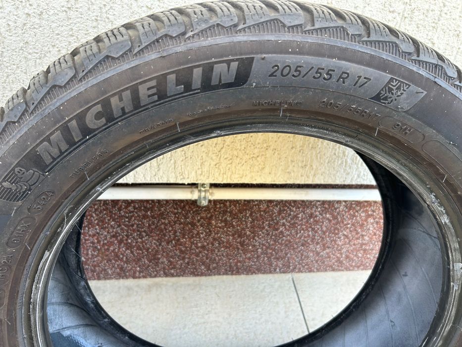 Anvelope Michelin de iarna Pilot Alpin 5 -205 / 55 -R17