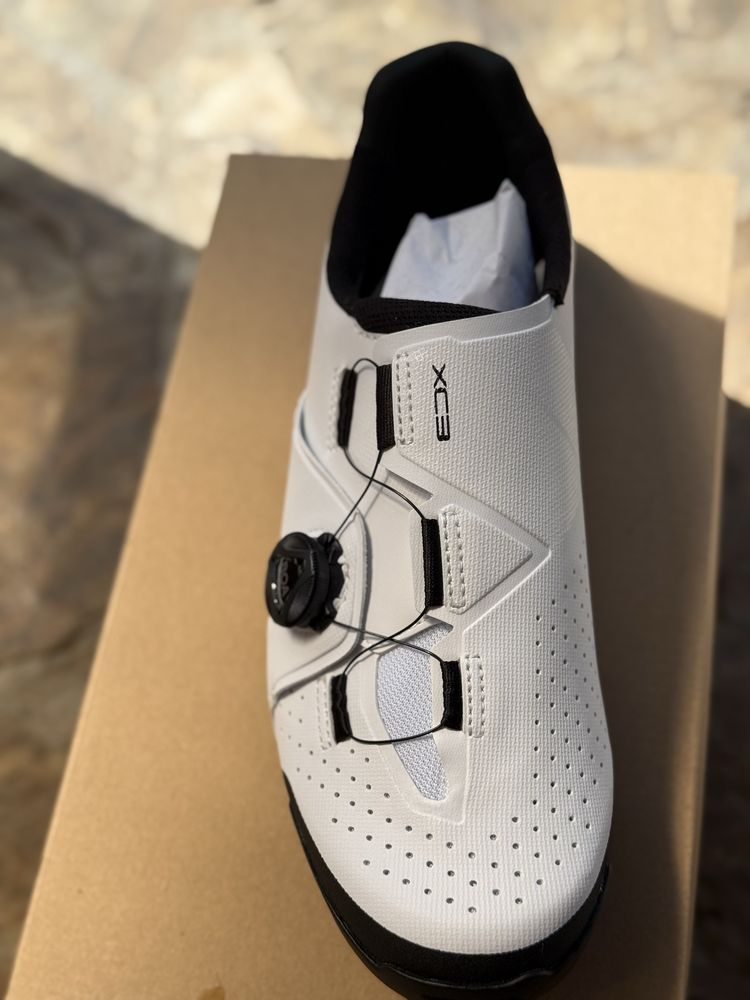 SHIMANO Pantofi ciclism SHXC300 albi