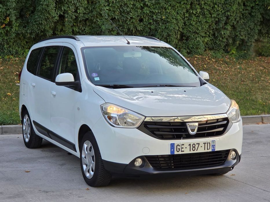 Dacia Lodgy 7Locuri/Benzina+GPL din fabrica/AC