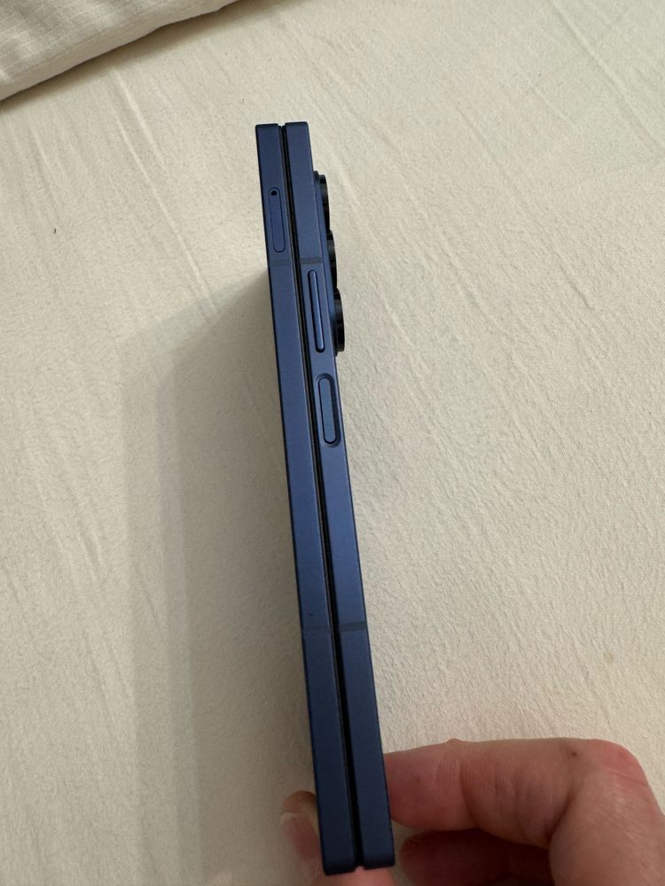 Samsung z fold 6