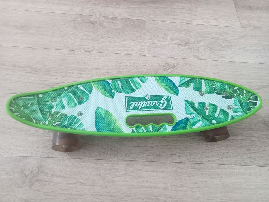 Продам скейтборд.