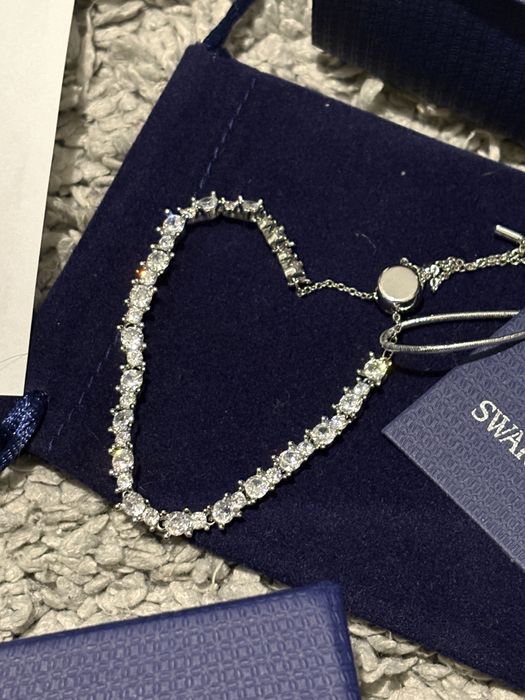 Bratara Swarovski noua