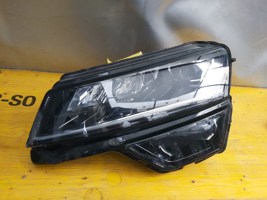 Фар шкода карок Skoda Karog