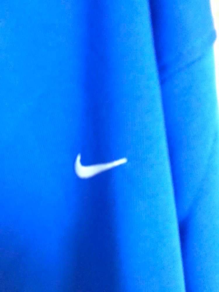 Bluza barbati Nike XL noua.