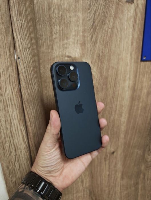 IPhone 15 pro 256 GB